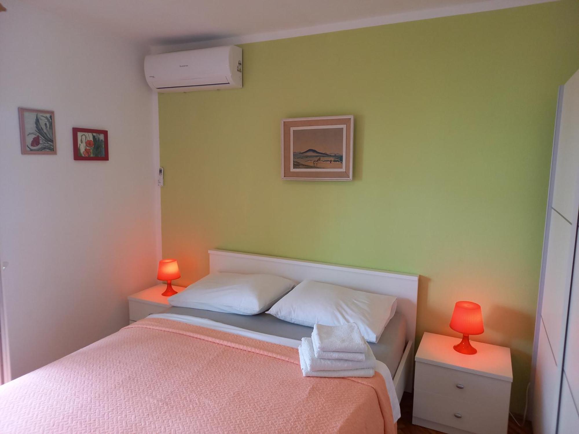 Summer Rooms Baska Exterior photo